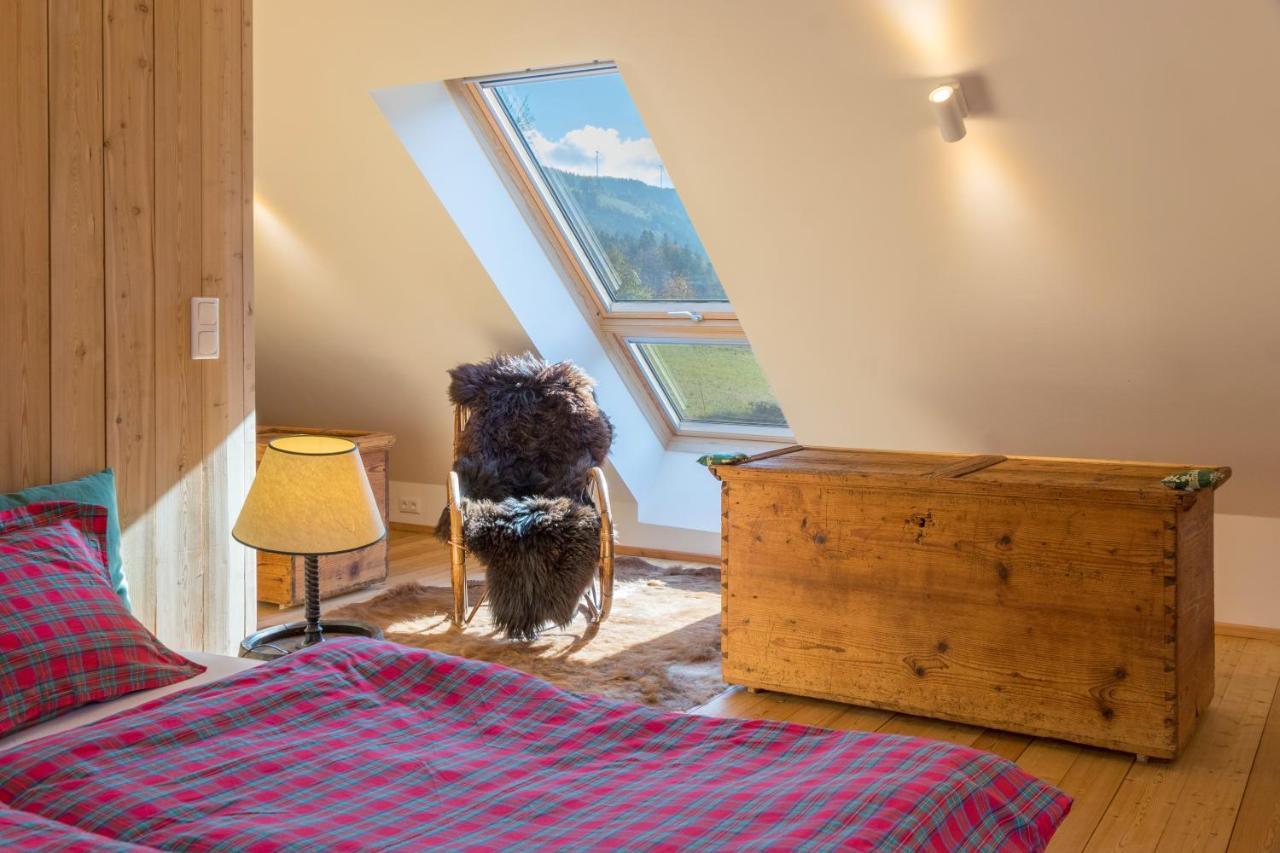 Charmante Gaestewohnung In Altem Bauernhaus In Alpiner Alleinlage Stanz Im Murztal Exteriör bild