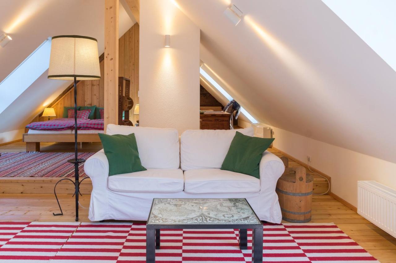 Charmante Gaestewohnung In Altem Bauernhaus In Alpiner Alleinlage Stanz Im Murztal Exteriör bild
